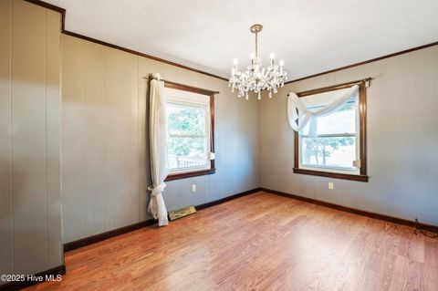 Single Family Residence in Carolina Beach NC 106 S Seventh Street 16.jpg