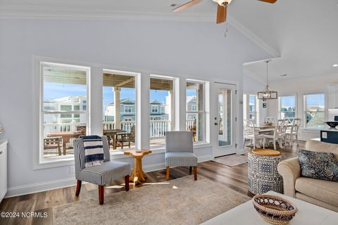 Single Family Residence in Holden Beach NC 286 Ocean Boulevard 2.jpg