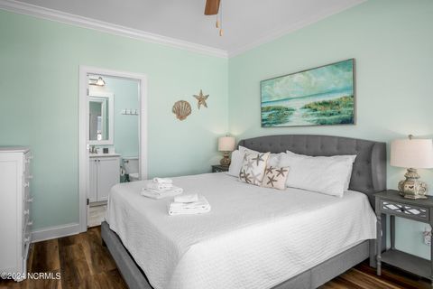Single Family Residence in Holden Beach NC 286 Ocean Boulevard 36.jpg