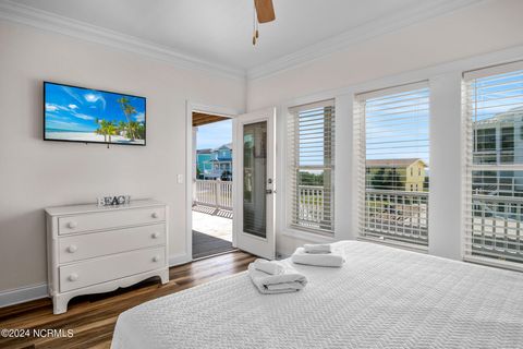 Single Family Residence in Holden Beach NC 286 Ocean Boulevard 29.jpg