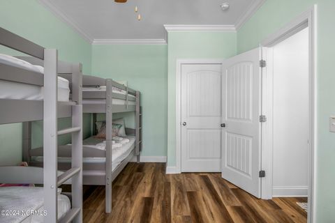 Single Family Residence in Holden Beach NC 286 Ocean Boulevard 59.jpg