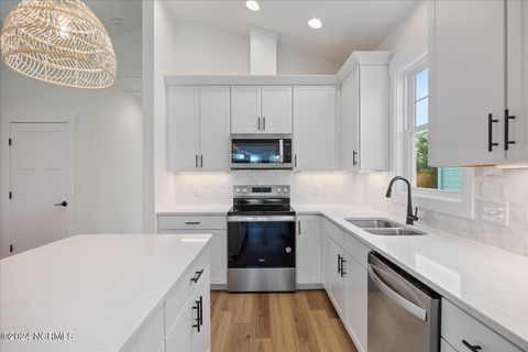 Townhouse in Carolina Beach NC 1118 Snapper Lane #1 5.jpg