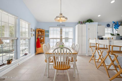 Single Family Residence in Carolina Beach NC 706 S Third Street 2.jpg