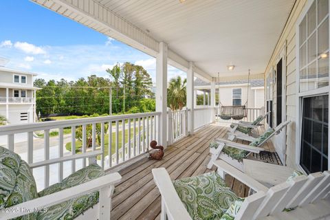 Single Family Residence in Carolina Beach NC 706 S Third Street 1.jpg