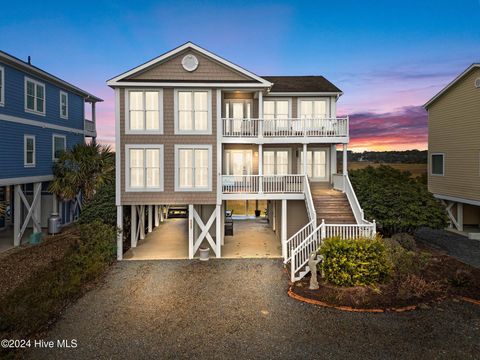 Single Family Residence in Holden Beach NC 758 Ocean Boulevard.jpg