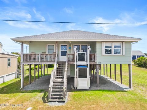 Single Family Residence in Topsail Beach NC 713 Channel Boulevard.jpg