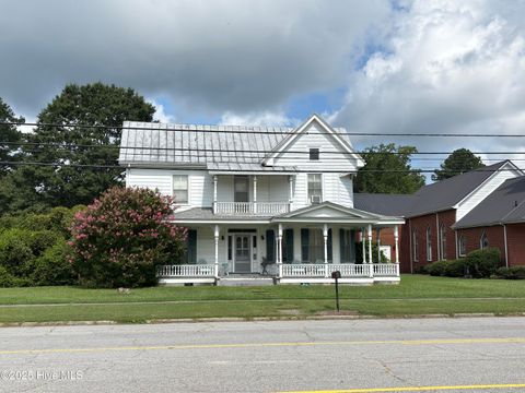 Single Family Residence in Winton NC 201 N Main Street.jpg