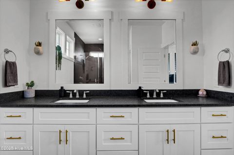 Single Family Residence in Carolina Beach NC 1418 Snapper Lane 27.jpg