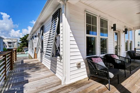 Single Family Residence in Carolina Beach NC 1418 Snapper Lane 3.jpg