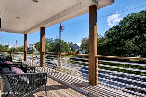 Single Family Residence in Carolina Beach NC 1418 Snapper Lane 2.jpg