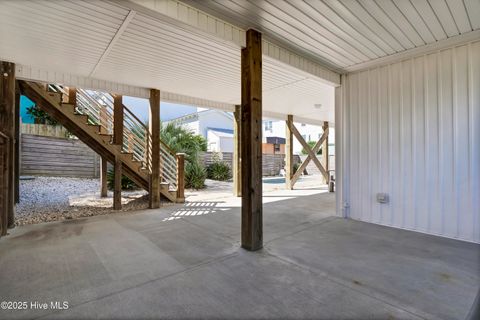 Single Family Residence in Carolina Beach NC 1418 Snapper Lane 42.jpg