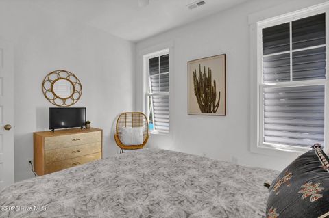 Single Family Residence in Carolina Beach NC 1418 Snapper Lane 34.jpg
