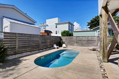 Single Family Residence in Carolina Beach NC 1418 Snapper Lane 45.jpg