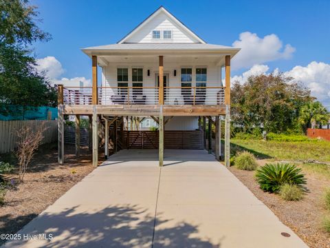 Single Family Residence in Carolina Beach NC 1418 Snapper Lane 51.jpg
