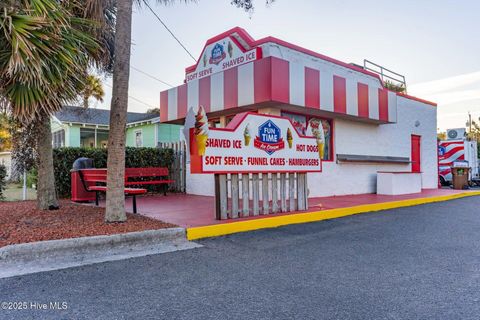 Single Family Residence in Carolina Beach NC 804 S 2nd Street 67.jpg