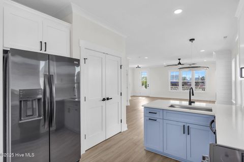 Single Family Residence in Carolina Beach NC 804 S 2nd Street 17.jpg
