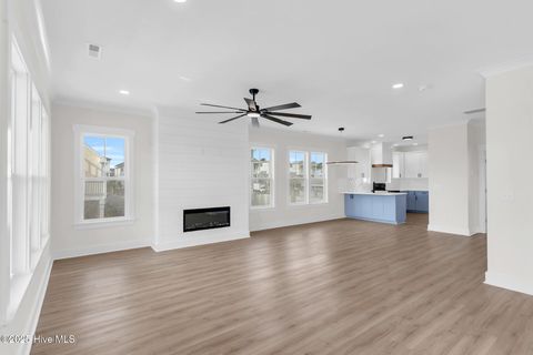 Single Family Residence in Carolina Beach NC 804 S 2nd Street 10.jpg