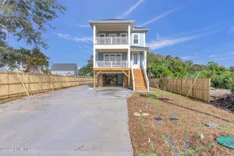 Single Family Residence in Carolina Beach NC 804 S 2nd Street 4.jpg