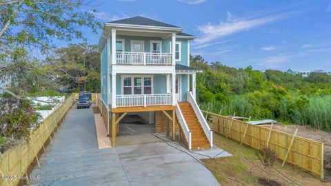 Single Family Residence in Carolina Beach NC 804 S 2nd Street 2.jpg
