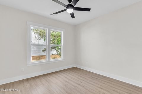 Single Family Residence in Carolina Beach NC 804 S 2nd Street 21.jpg