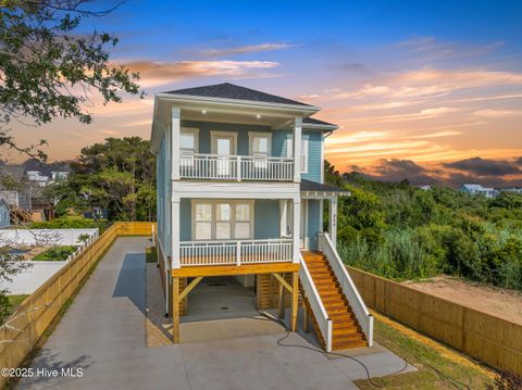 Single Family Residence in Carolina Beach NC 804 S 2nd Street.jpg