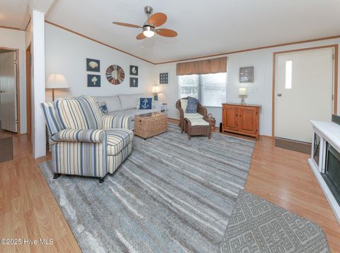 Manufactured Home in Grandy NC 114 Dolphin Court 4.jpg