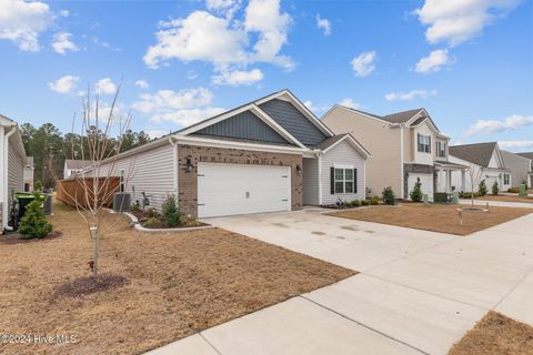 Single Family Residence in New Bern NC 2004 Ella Bengel Drive.jpg