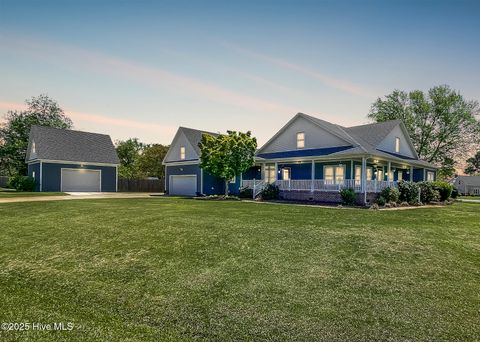 Single Family Residence in Currituck NC 106 Sound Shore Drive.jpg