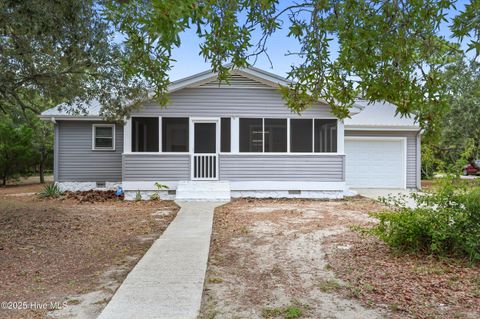Single Family Residence in Carolina Beach NC 507 N Seventh Street.jpg