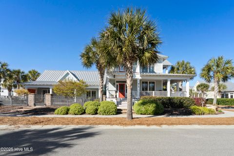 Single Family Residence in Carolina Beach NC 800 North Carolina Avenue.jpg
