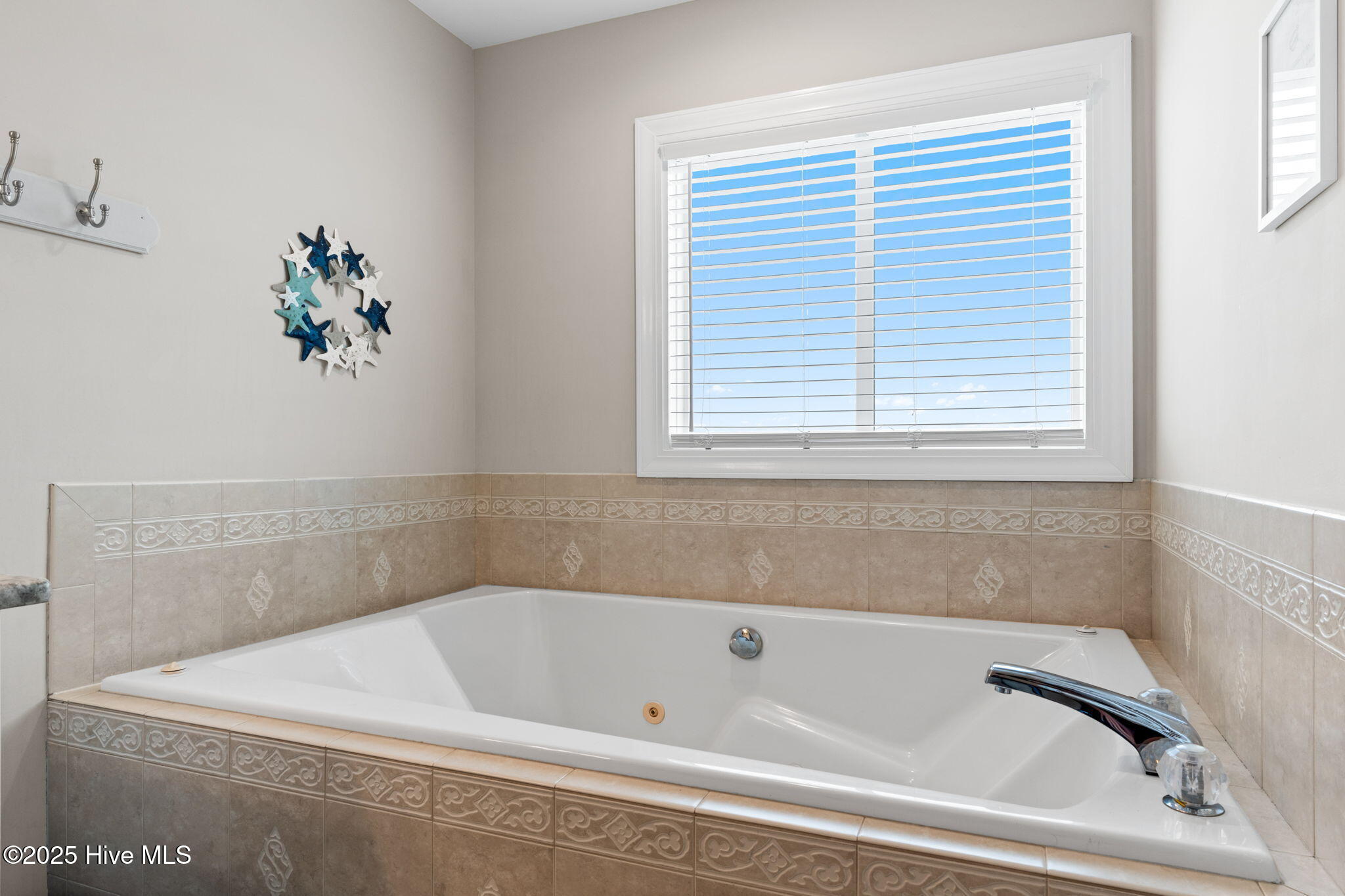 Single Family Residence in Holden Beach NC 1239 Ocean Boulevard 34.jpg