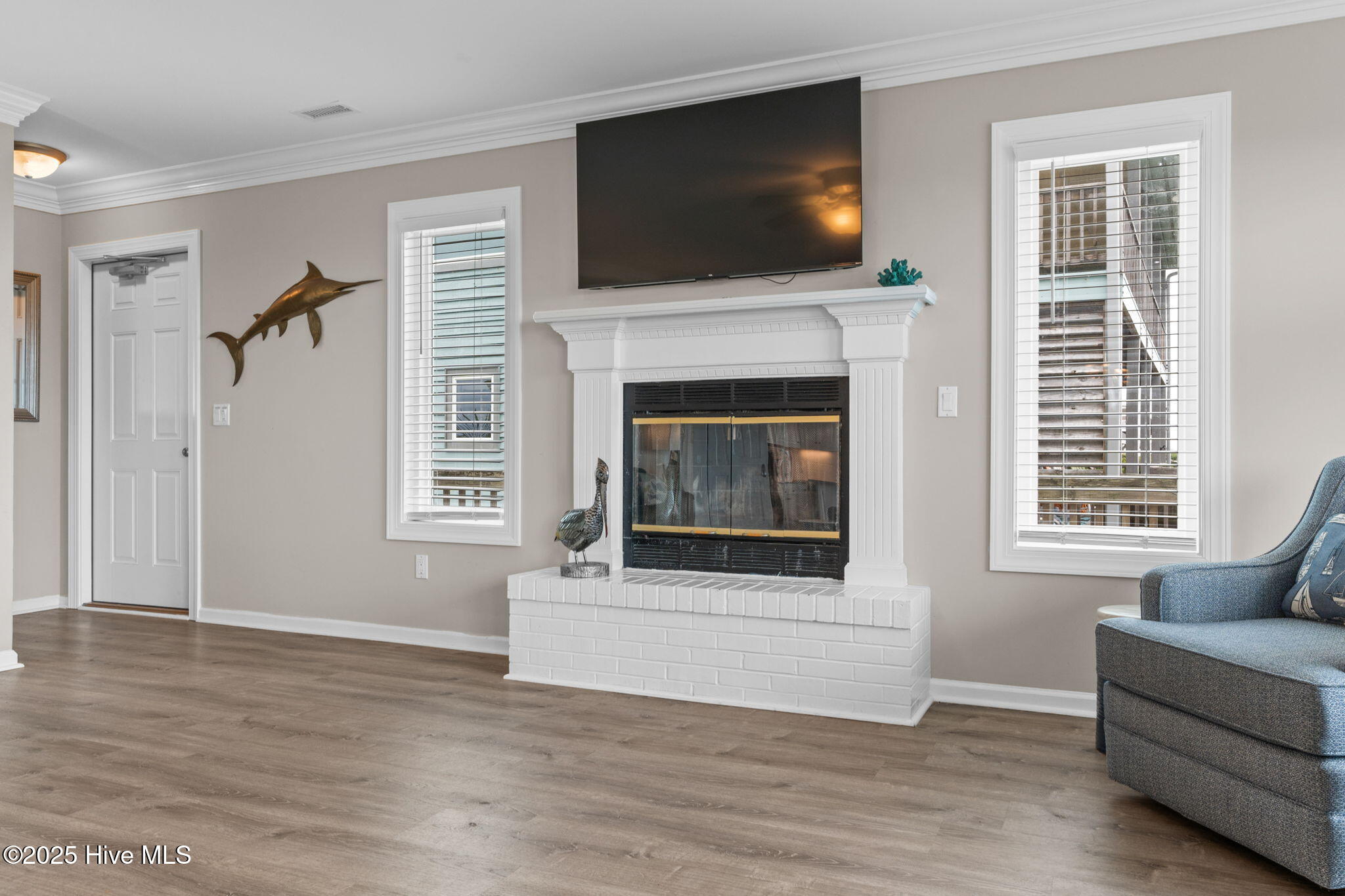 Single Family Residence in Holden Beach NC 1239 Ocean Boulevard 11.jpg