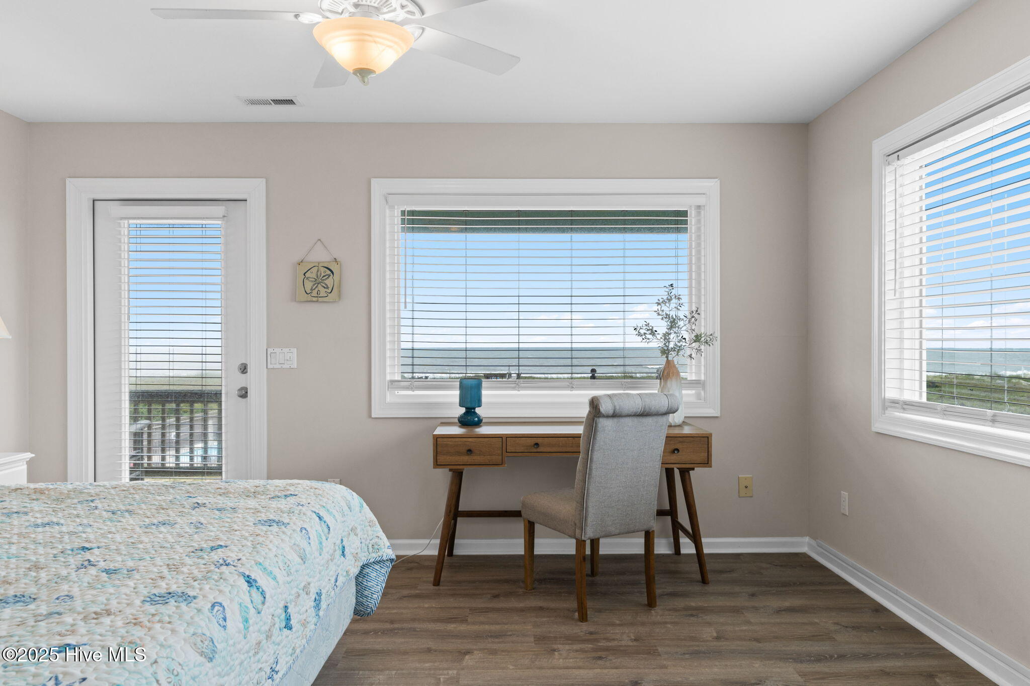 Single Family Residence in Holden Beach NC 1239 Ocean Boulevard 30.jpg