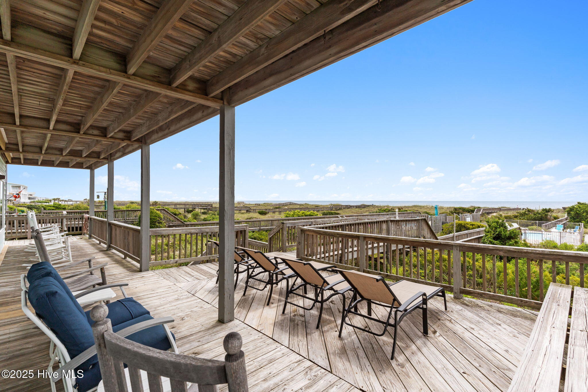 Single Family Residence in Holden Beach NC 1239 Ocean Boulevard 64.jpg