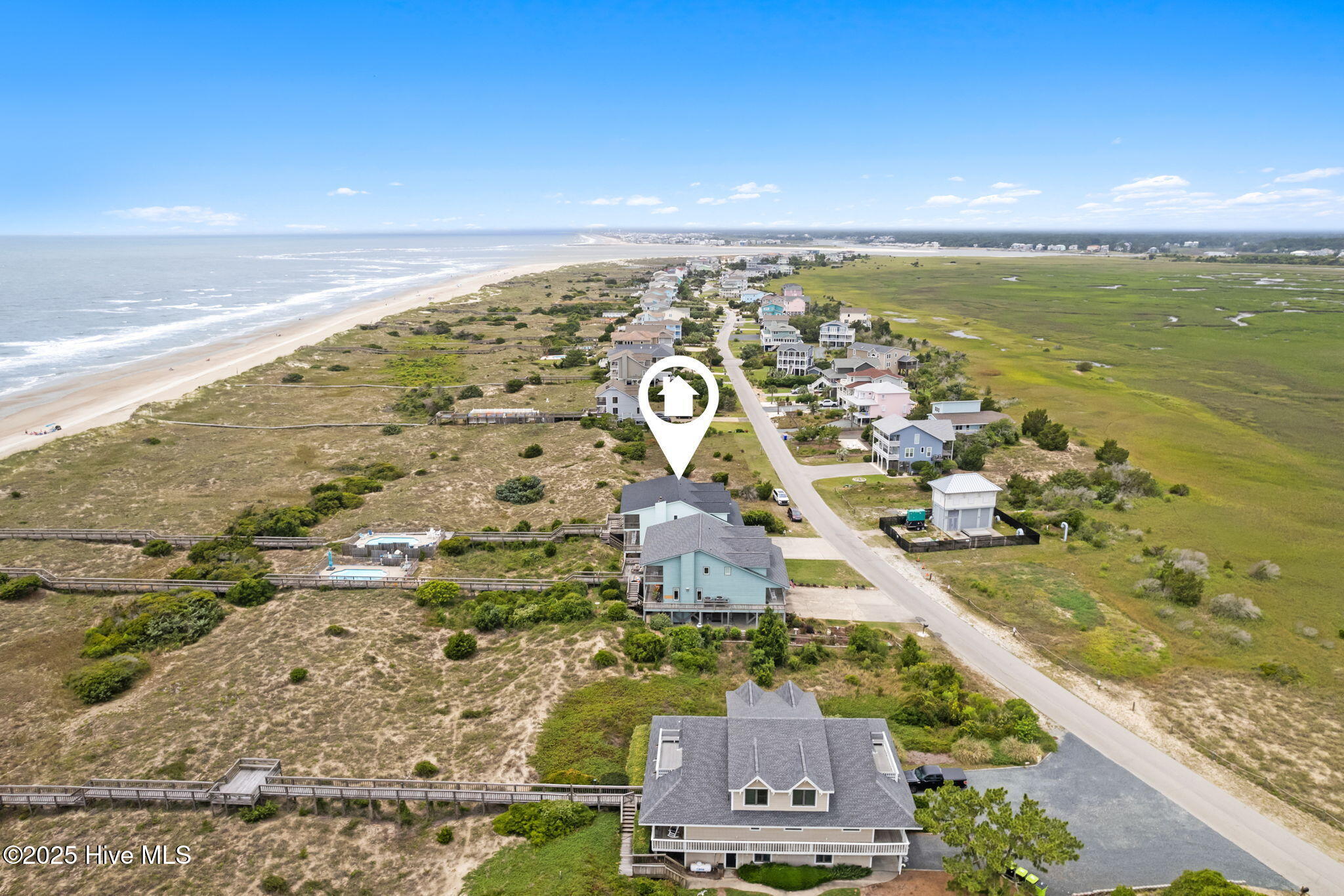 Single Family Residence in Holden Beach NC 1239 Ocean Boulevard 73.jpg