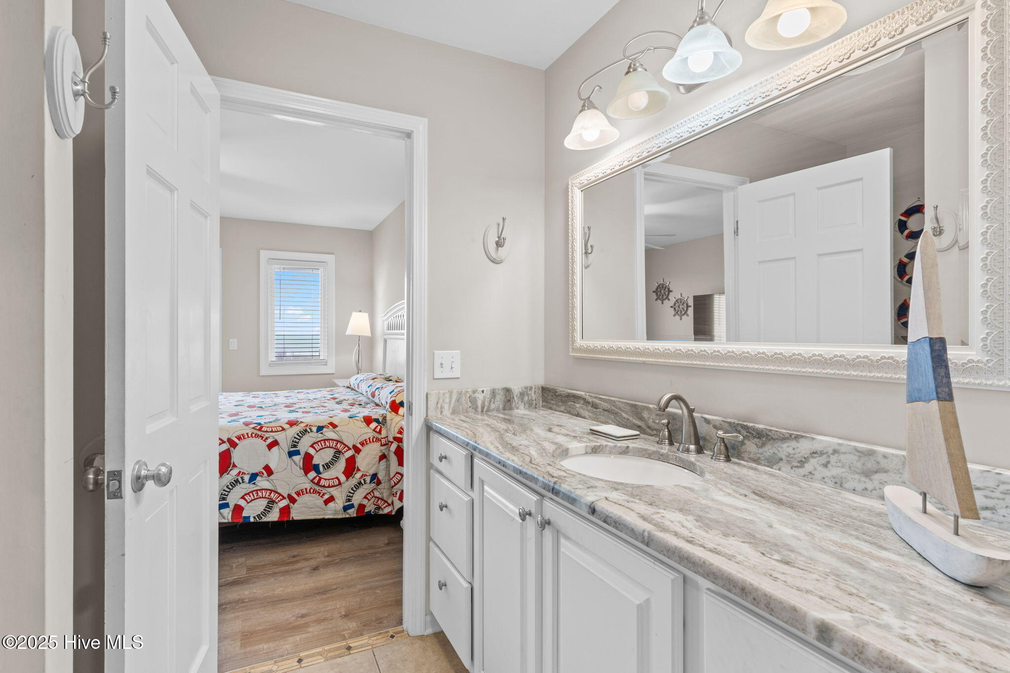 Single Family Residence in Holden Beach NC 1239 Ocean Boulevard 46.jpg