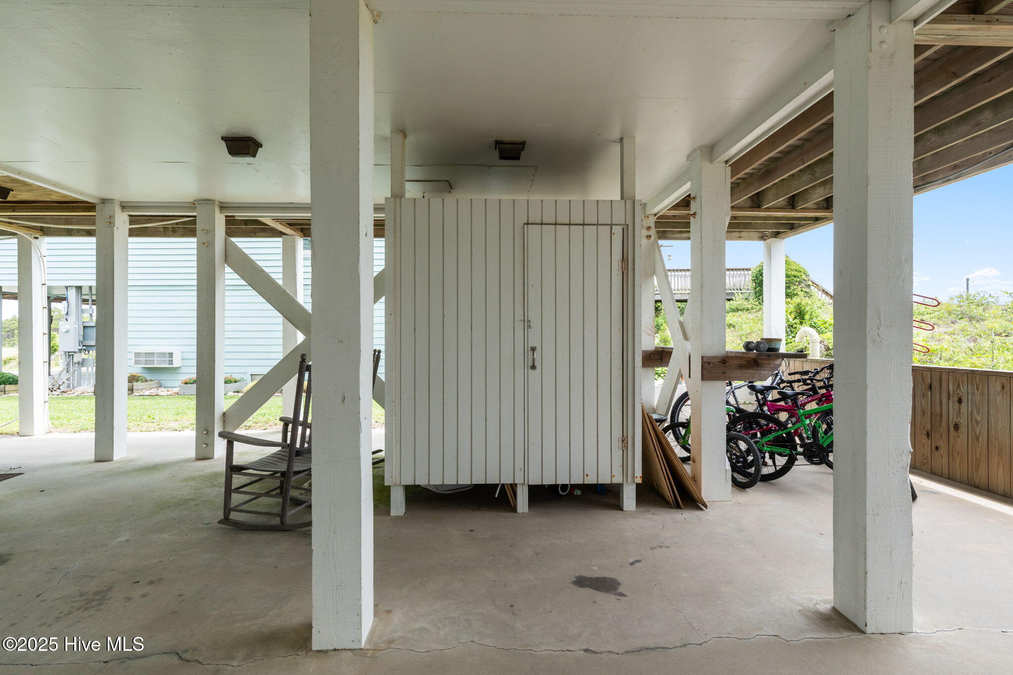 Single Family Residence in Holden Beach NC 1239 Ocean Boulevard 68.jpg