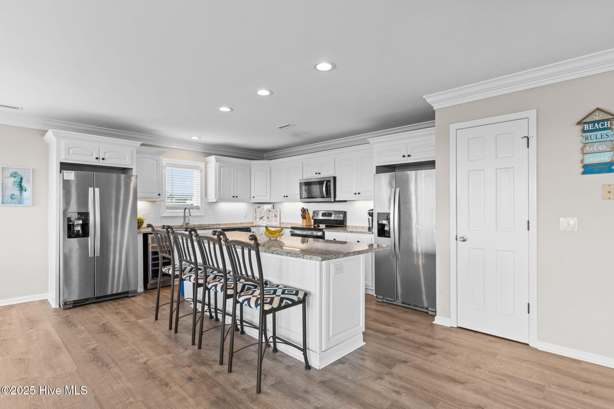 Single Family Residence in Holden Beach NC 1239 Ocean Boulevard 15.jpg