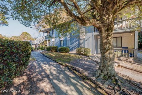 Condominium in Wilmington NC 4153 Spirea Drive.jpg