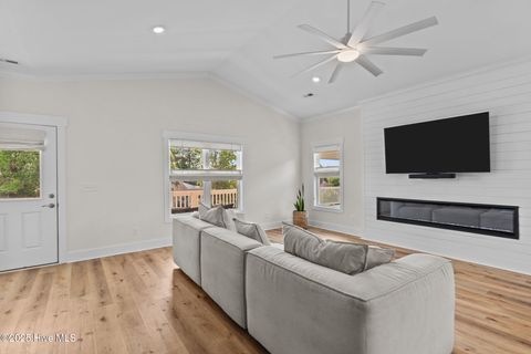 Single Family Residence in Carolina Beach NC 921 Whitecaps Lane 12.jpg