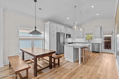 Single Family Residence in Carolina Beach NC 921 Whitecaps Lane 16.jpg