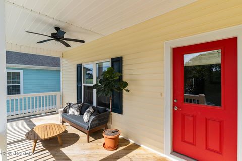 Single Family Residence in Carolina Beach NC 921 Whitecaps Lane 8.jpg
