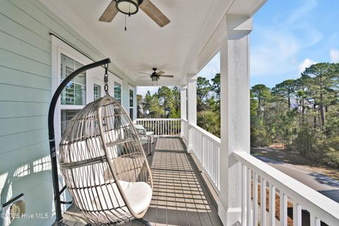 Single Family Residence in Carolina Beach NC 1224 Croaker Lane 24.jpg