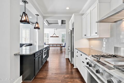 Single Family Residence in Carolina Beach NC 1224 Croaker Lane 13.jpg