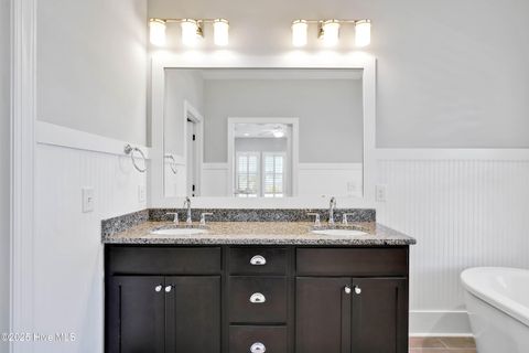 Single Family Residence in Carolina Beach NC 1224 Croaker Lane 25.jpg