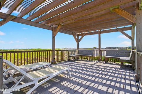 Single Family Residence in Holden Beach NC 1129 Ocean Boulevard 54.jpg