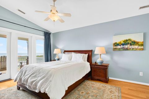 Single Family Residence in Holden Beach NC 1129 Ocean Boulevard 40.jpg