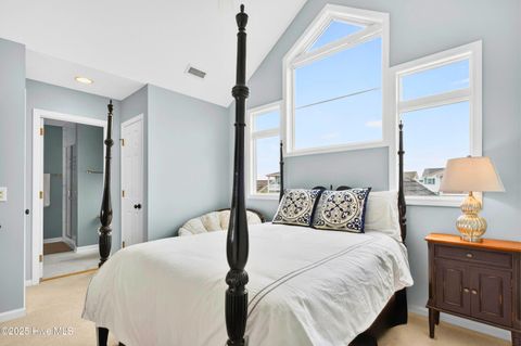 Single Family Residence in Holden Beach NC 1129 Ocean Boulevard 35.jpg