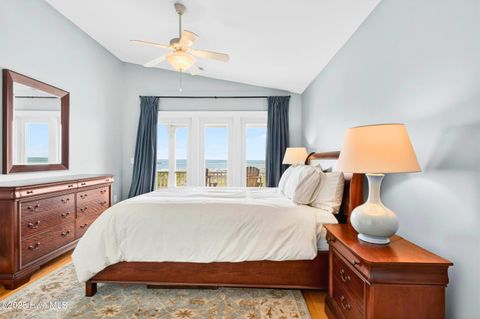 Single Family Residence in Holden Beach NC 1129 Ocean Boulevard 39.jpg