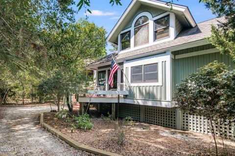 Single Family Residence in Bald Head Island NC 122 Edward Teach Wynd.jpg